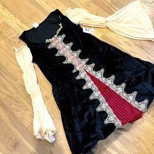 Buccaneer costume - women’s - one size. New with tags